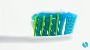 Fluoride in tandpasta: hoe slecht is het?